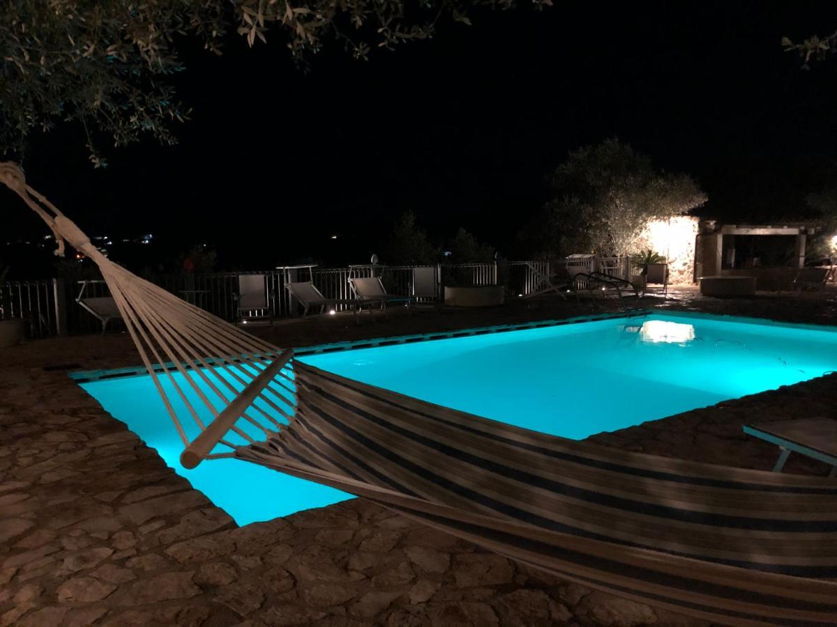 アグリジェント Agriturismo Roba Degli Uliviヴィラ エクステリア 写真